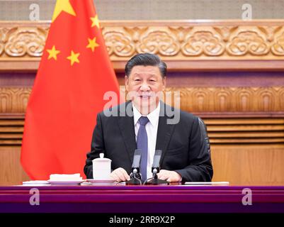 210705 -- PEKING, 5. Juli 2021 -- der chinesische Präsident Xi Jinping hält am 5. Juli 2021 in Peking, der Hauptstadt Chinas, einen virtuellen Gipfel mit dem französischen Präsidenten Emmanuel Macron und der deutschen Kanzlerin Angela Merkel ab. CHINA-PEKING-XI JINPING-FRANKREICH-DEUTSCHLAND-FÜHRER-VIRTUELLER GIPFEL CN HUANGXJINGWEN PUBLICATIONXNOTXINXCHN Stockfoto