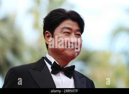 210707 -- CANNES, 7. Juli 2021 -- der südkoreanische Schauspieler und Jurymitglied Song Kang-Ho kommt während der Eröffnungszeremonie des 74. Internationalen Filmfestspiels von Cannes in Cannes, Südfrankreich, am 6. Juli 2021 auf den roten Teppich. FRANKREICH-CANNES-FILM FESTIVAL-ERÖFFNUNGSZEREMONIE GAOXJING PUBLICATIONXNOTXINXCHN Stockfoto