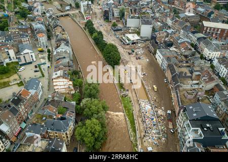210721 -- BERLIN, 21. Juli 2021 -- Luftaufnahme vom 16. Juli 2021 zeigt eine Szene nach Überschwemmungen in Verviers, Belgien. Xinhua-Schlagzeilen: Sintflutartige Regenfälle, tödliche Überschwemmungen verursachen schwere Opfer in Westeuropa, Triger Reflection ZhangxCheng PUBLICATIONxNOTxINxCHN Stockfoto