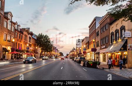 Traditionelle Architektur bei Nacht in Georgetown Washington DC USA Stockfoto