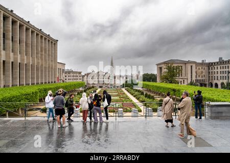 Brüssel, Belgien - Juni 27 2023: Der Mont des Arts (Kunstberg), was „Berg der Künste“ bedeutet, ist ein städtischer Komplex und eine historische Stätte im Zentrum von Bru Stockfoto