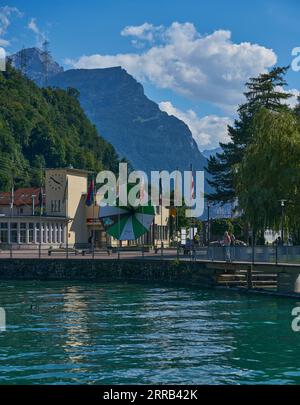 Bahnhof in der Stadt Flueelen am Urnersee, Vierwaldstaettersee, Schweiz Stockfoto