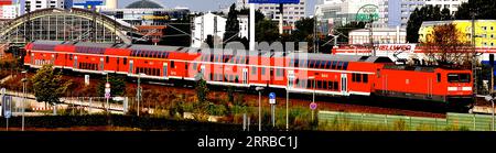 Regionalzug von Berlin-Stadt Deutschland Stockfoto