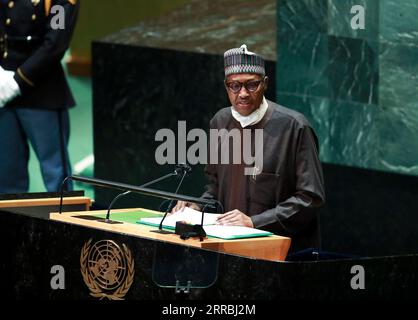 210925 -- VEREINTEN NATIONEN, 25. September 2021 -- der nigerianische Präsident Muhammadu Buhari spricht die allgemeine Debatte der 76. Tagung der Generalversammlung der Vereinten Nationen am 24. September 2021 im Hauptquartier der Vereinten Nationen in New York an. Die allgemeine Aussprache über die 76. Tagung der Generalversammlung der Vereinten Nationen fand am Freitag ihren vierten Tag ein. ALLGEMEINE AUSSPRACHE der GENERALVERSAMMLUNG DER Vereinten Nationen WangxYing PUBLICATIONxNOTxINxCHN Stockfoto