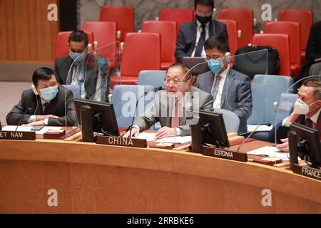 210928 -- VEREINTEN NATIONEN, 28. September 2021 -- Zhang Jun, der ständige Vertreter Chinas bei den Vereinten Nationen, spricht auf einer Sitzung des Sicherheitsrats über den Vertrag über das umfassende Verbot von Nuklearversuchen CTBT im UN-Hauptquartier in New York, 27. September 2021. Zhang hat auf der Sitzung am Montag zugesagt, dass China weiterhin zum Inkrafttreten des CTBT beitragen wird. UN-SICHERHEITSRAT-CTBT-CHINESISCHER GESANDTER XIEXE PUBLICATIONXNOTXINXCHN Stockfoto
