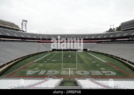 Ein allgemeiner Überblick über das Sanford Stadium an der Universität von Georgia, Sonntag, 29. Januar 2023, in Athen, Ga Das Stadion ist das Heimstadion der Georgia Bulldogs Football. Stockfoto