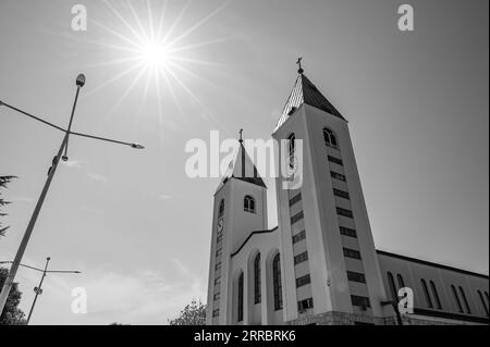 Die Pfarrkirche St. James ist der wichtigste Ort der Anbetung in Medjugorje, dem Ort in Bosnien-Herzegowina, der für die Erscheinungen der Jungfrau Ma berühmt ist Stockfoto