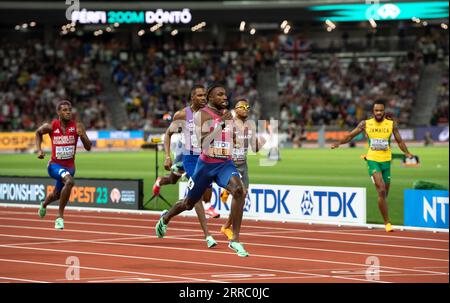 Noah Lyles aus den USA nimmt am 7. Tag der Leichtathletik-Weltmeisterschaften Budapest am 25. August 2023 am 200-Meter-Finale der Männer Teil. Foto von Gary Stockfoto
