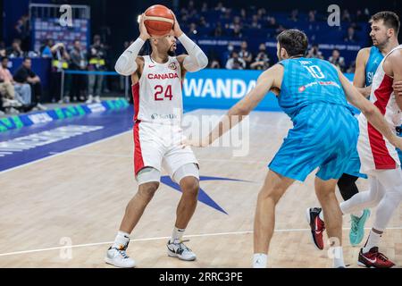 Manila, Philippinen. September 2023. Dillon Brooks of Canada wurde während des Viertelfinals der FIBA Basketball World Cup 2023 zwischen Slowenien und Kanada in der Mall of Asia Arena-Manila in Aktion gesehen. Endstand: Kanada 81:79 Slowenien. (Foto: Nicholas Muller/SOPA Images/SIPA USA) Credit: SIPA USA/Alamy Live News Stockfoto