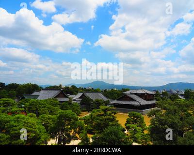 Kyoto, Japan - Tempel, Schreine, Märkte und Gärten in der alten imperialen Hauptstadt und dem kulturellen Herzen Japans Stockfoto