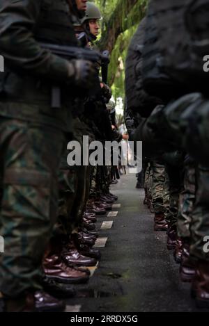 Salvador, Bahia, Brasilien - 7. September 2023: Soldaten der Armee werden während der brasilianischen Unabhängigkeitsfeiern in der Stadt Salvador, Bahia, gesehen. Stockfoto