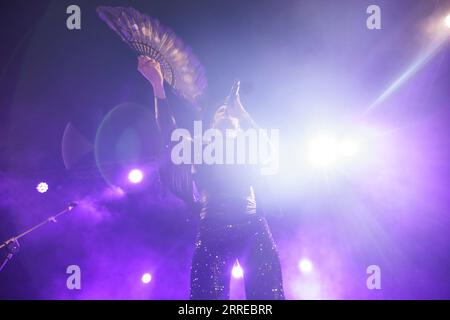 Rodrigo Cuevas Konzert, La romería, Festival La Luna en Vers, Sant Joan, Mallorca, Balearen, Spanien. Stockfoto