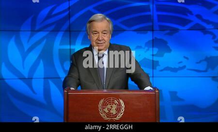 220228 -- GENF, 28. Februar 2022 Xinhua -- dieses Bild von einem Bildschirm zeigt UN-Generalsekretär Antonio Guterres in einem Video bei der Eröffnung der 49. Sitzung des UN-Menschenrechtsrates UNHRC, die im Büro der Vereinten Nationen in Genf, Schweiz, am 28. Februar 2022 stattfand. Die laufende 49. Tagung des UNHRC hat beschlossen, Ende dieser Woche eine Dringlichkeitsdebatte über die Lage in der Ukraine abzuhalten. Xinhua GENF *** 220228 GENF, 28. Februar 2022 Xinhua dieses Bild auf einem Bildschirm zeigt UNO-Generalsekretär Antonio Guterres in einem Video bei der Eröffnung der 49 Stockfoto