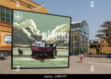 Teil der Graffiti-Kunstveranstaltung Southend City Jam am on Sea, Essex, UK. Provisorisches Gebäude außerhalb des Royals Einkaufszentrums Stockfoto