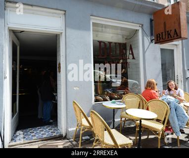 Buka Café im Store Kongensgade in Kopenhagen, Dänemark. Stockfoto