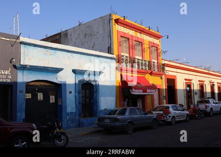 Sonnenuntergang auf Häusern in Oaxaca de Juárez, Mexiko Stockfoto