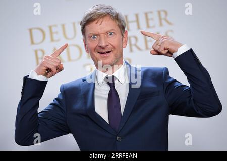 Hamburg, Deutschland. September 2023. Michael Kessler, Comedian und Schauspieler, kommt auf den roten Teppich für den 14. Deutschen Rundfunkpreis in der Neuen Flora. Quelle: Christian Charisius/dpa/Alamy Live News Stockfoto