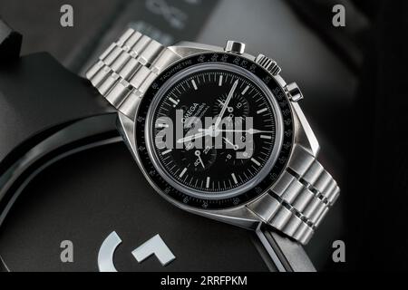 Omega Speedmaster Moon Watch 2021 Modell Stockfoto