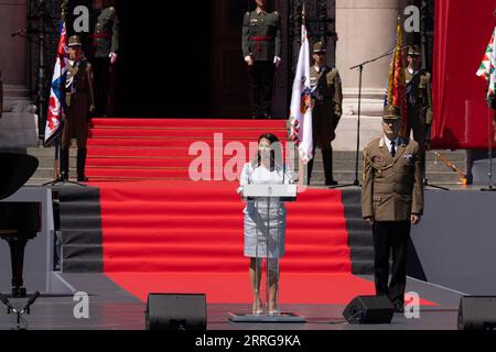 220514 -- BUDAPEST, 14. Mai 2022 -- ungarische Präsidentin Katalin Novak hält eine Rede während ihrer Einweihungszeremonie vor dem Parlamentsgebäude in Budapest, Ungarn, 14. Mai 2022. Am 10. März wählte das ungarische parlament Katalin Novak für eine Amtszeit von fünf Jahren zur ersten weiblichen Präsidentin des Landes. Foto: /Xinhua HUNGARY-BUDAPEST-PRÄSIDIALE AMTSEINFÜHRUNG AttilaxVolgyi PUBLICATIONxNOTxINxCHN Stockfoto