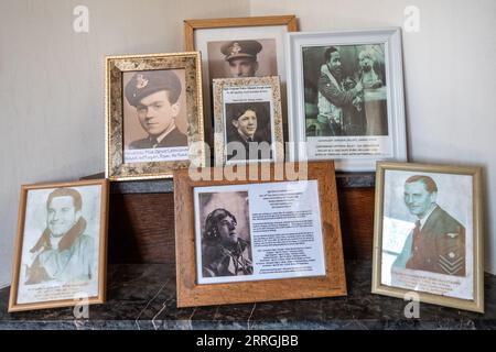 Runnymede Air Force Memorial, Surrey, England, Vereinigtes Königreich, erinnert namentlich an mehr als 20.000 Männer und Frauen der im Zweiten Weltkrieg getöteten Luftwaffe Stockfoto