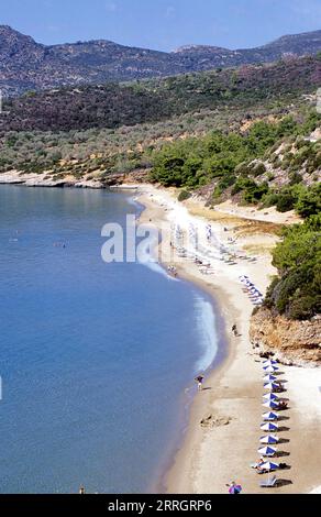 Einer der besten Strände Griechenlands mit der Blauen Flagge auf der Insel Samos Stockfoto