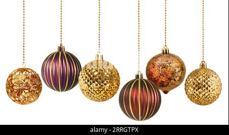 Set aus sechs goldenen und warmen Farben Dekoration Weihnachtskugeln Sammlung hängend isoliert Stockfoto