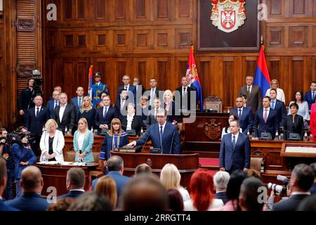 Nachrichten Themen der Woche KW22 Nachrichten Bilder des Tages 220531 -- BELGRAD, 31. Mai 2022 -- Aleksandar Vucic wird in der Nationalversammlung für seine zweite Amtszeit als Präsident Serbiens in Belgrad, Serbien, am 31. Mai 2022 vereidigt. Foto von /Xinhua SERBIEN-BELGRAD-PRÄSIDENT-FLUCH-IN PredragxMilosavljevic PUBLICATIONxNOTxINxCHN Stockfoto