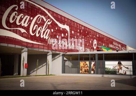 220531 -- SEBETA, 31. Mai 2022 -- Foto aufgenommen am 31. Mai 2022 zeigt neue Coca-Cola-Abfüllanlage in Sebeta, Stadt Oromia, Äthiopien. Die Coca-Cola Beverages Africa CCBA eröffnete am Dienstag ihre neue 100 Millionen US-Dollar teure Coca-Cola-Abfüllanlage in Äthiopien. ÄTHIOPIEN-SEBETA-COCA COLA-NEUE ABFÜLLANLAGE MICHAELXTEWELDE PUBLICATIONXNOTXINXCHN Stockfoto