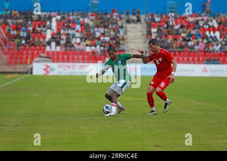 Bangladesch kam von hinten, um das zweite FIFA-Freundschaftsspiel in der Bashundhara Kings Arena, Dhaka, Bangla, mit einem Unentschieden 1-1 zu übertreffen Stockfoto