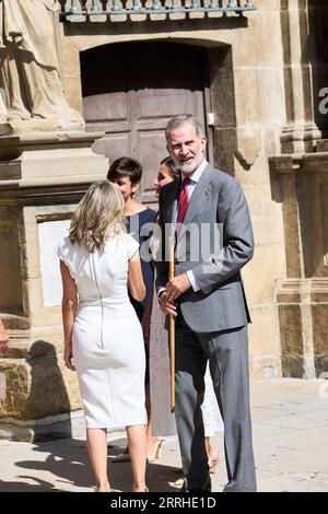 Pamplona, Navarra, Spanien. September 2023. König Felipe VI. Von Spanien, Königin Letizia von Spanien, nimmt am 8. September 2023 in Pamplona am 6. Jahrhundert des Privilegiums der Union in der Marienkathedrale Teil. Spanien .das Privileg der Union ist der vertrag, durch den die drei wichtigsten Burghs, aus denen die Stadt Pamplona im Mittelalter bestand, durch ein Dokument vereint wurden, das am 8. September 1423 von König Carlos III. von Navarra unterzeichnet wurde. Bis zu diesem Tag hatte jede Stadt ihre eigene Flagge und ihren eigenen Herrscher, Pamplona, Spanien. 20230908, . 20230908 (Bild: © Jack Abuin/ZUMA PR Stockfoto