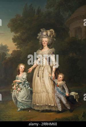 Königin Marie Antoinette von Frankreich und zwei ihrer Kinder spazieren im Park von Trianon, 1785. Stockfoto