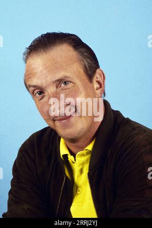 Mike Krüger, deutscher Komiker, Sänger und Schauspieler, in der Unterhaltungssendung „die Superlachparade“, Deutschland 1988. Stockfoto