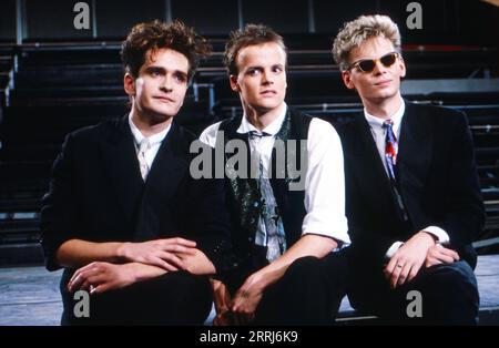 Trio Hubert Kah, deutsche Musikgruppe der Neuen Deutschen Welle, mit Gitarrist Markus Löhr, Sänger Hubert Kah, alias Hubert Kemmler und Keyboarder Klaus Hirschburger, Bild um 1984. Stockfoto