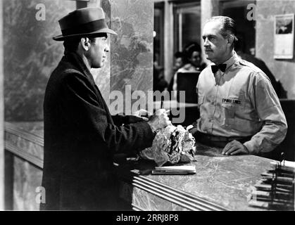 HUMPHREY BOGART in THE MALTESE FALCON 1941 Regisseur / Drehbuch JOHN HUSTON Roman Dashiell Hammett Warner Bros Stockfoto