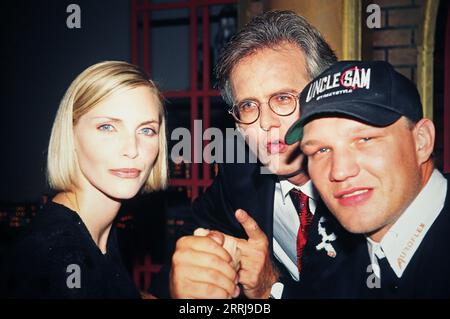 Harald-Schmidt-Show, Unterhaltungstalkshow, Deutschland 1995 - 2003, Mitwirkende: Modell Nadja Auermann, Harald Schmidt, Boxer Axel Schulz Stockfoto