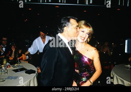 Helmut Zilk, österreichischer Politiker, Bürgermeister von Wien, bei einer Veranstaltung mit Ehefrau Dagmar Koller, österreichische Sängerin und Schauspielerin, Bild um 1992. Stockfoto