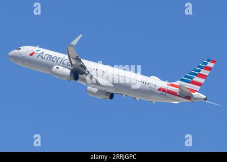 N110AN American Airlines Airbus A321-231(WL) mit Abflug Los Angeles International (LAX/KLAX) Stockfoto