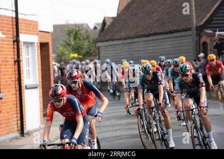 Ingatestone Essex 08 Sep 2023 Tour of Britain Bike Race verläuft durch die Mitte von Ingatestone Essex UK Credit: Ian Davidson/Alamy Live News Stockfoto