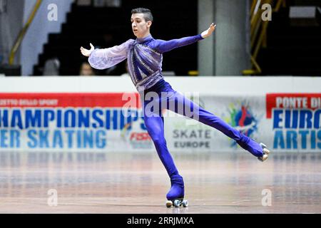 Ponte di Legno, Italien. 7. September 2023, Kilian GOMIS SANCHEZ (ESP), während des Senior Men Short Program, bei der Kunstschuhlaufen-Europameisterschaft 2023 in Palasport Ponte di Legno, am 7. September 2023 in Ponte di Legno, Italien. Quelle: Raniero Corbelletti/AFLO/Alamy Live News Stockfoto