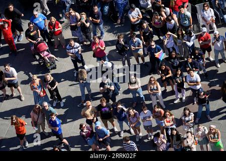 Deutschland, Bayern, München, Personengruppe von oben Stockfoto