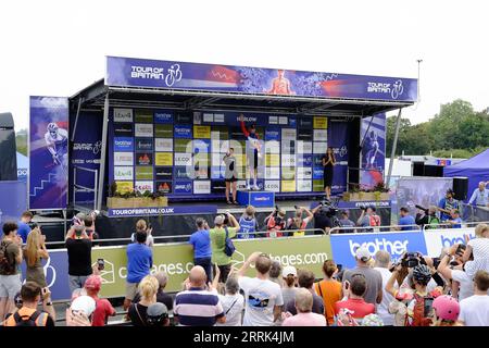 Tour durch Großbritannien 2023 - Bühne 6 - Wout Van Aert (Jumbo-Visma) Stockfoto