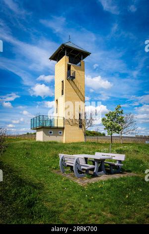 Weinbergturm bei Vendersheim in Rheinhessen, am Rondell, einer Ruhestätte für Wanderer entlang der Rheinhessen St. James Pilgrimage Route Stockfoto