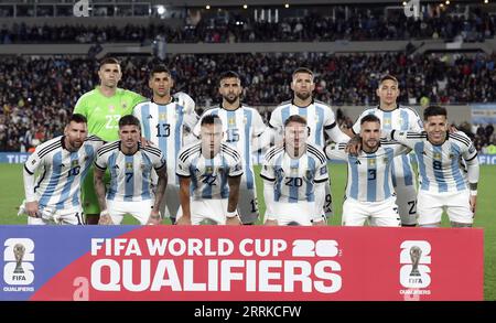 Buenos Aires, Argentinien. September 2023. Argentiniens Fußballer posieren für ein Bild vor dem südamerikanischen Qualifikationsspiel für die FIFA-Weltmeisterschaft 2026 gegen Ecuador am 7. September 2023 im Monumental-Stadion in Buenos Aires. Quelle: Alejandro Pagni/Alamy Live News Stockfoto