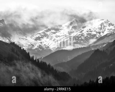 Lechleiten-Tal von Lechleiten aus gesehen. Stockfoto