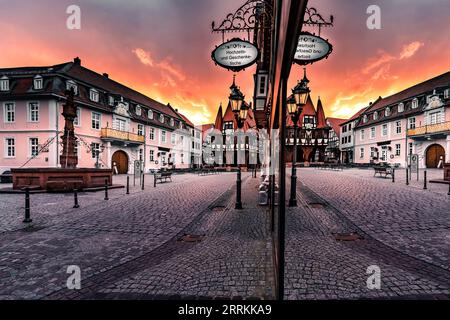 Wunderschöne Altstadt und historische Fachwerkhäuser in der Stadt Michelstadt in Hessen, Deutschland Stockfoto