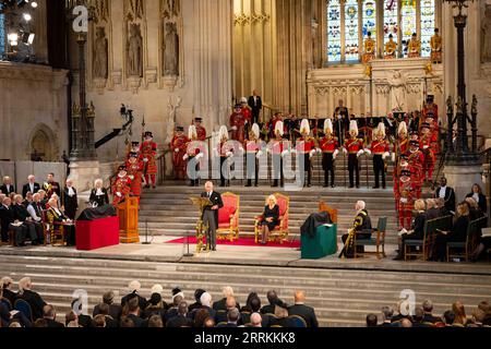 220912 -- LONDON, 12. September 2022 -- der britische König Charles III. C hält seine erste Rede vor dem parlament in der Westminster Hall in London, Großbritannien, 12. September 2022. Der britische König Karl III. Sagte, dass er das Gewicht der Geschichte spürte und versprach, dem Beispiel seiner verstorbenen Mutter, Königin Elisabeth II., in seiner ersten Rede vor dem parlament am Montag zu folgen. /UK Parliament/Handout via Xinhua HOC OBLIGATORISCHER KREDIT: UK Parliament/BRITAIN-LONDON-KING CHARLES III-SPEECH TO PARLIAMENT RogerxHarris PUBLICATIONxNOTxINxCHN Stockfoto