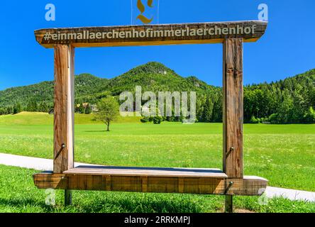 Österreich, Tirol, Kitzbühel, Erpfendorf, Blick auf das Hotel der Lärchenhof Stockfoto