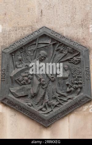 England, Dorset, Dorchester, Shire Hall Museum, Gedenkplakette zur Verurteilung der Tolpuddle-Märtyrer Stockfoto