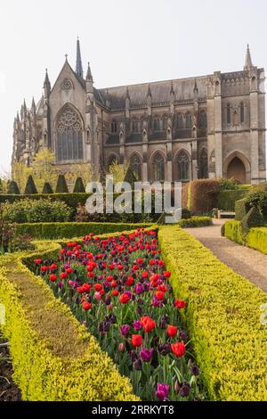 England, Sussex, West Sussex, Arundel, Arundel Castle, Arundel Castle Gardens und Arundel Cathedral Stockfoto