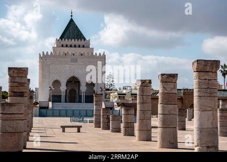 Das berühmte Mausoleum der marokkanischen Könige Hassan II Und Mohammed V. im Hassan-Viertel in Rabat, Marokko Stockfoto